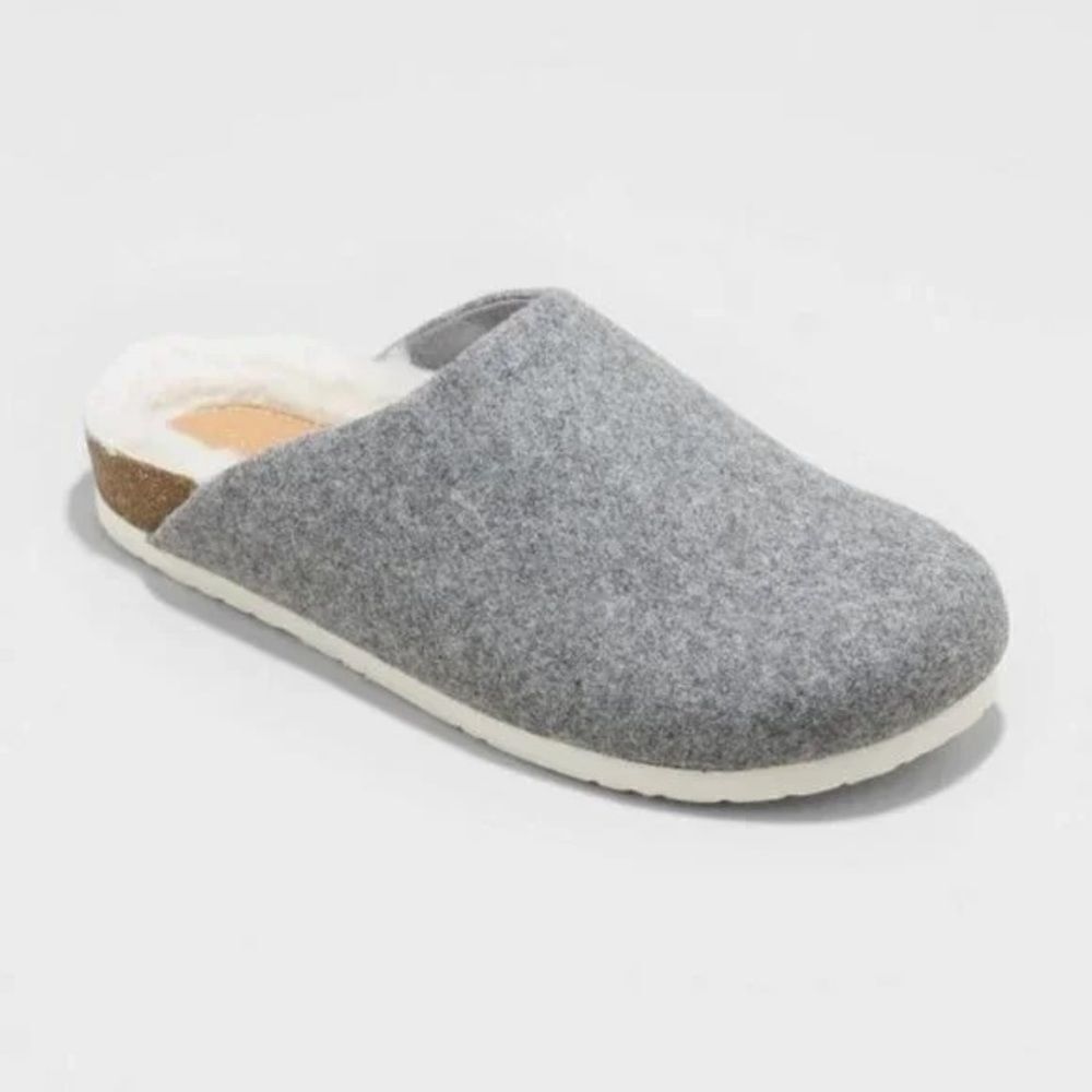 Universal Thread Women's Bev Felt with‎ Fur Mules Warm Flats Gray